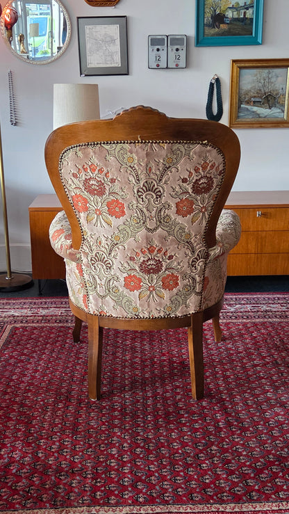 Kaunis chippendale tuoli