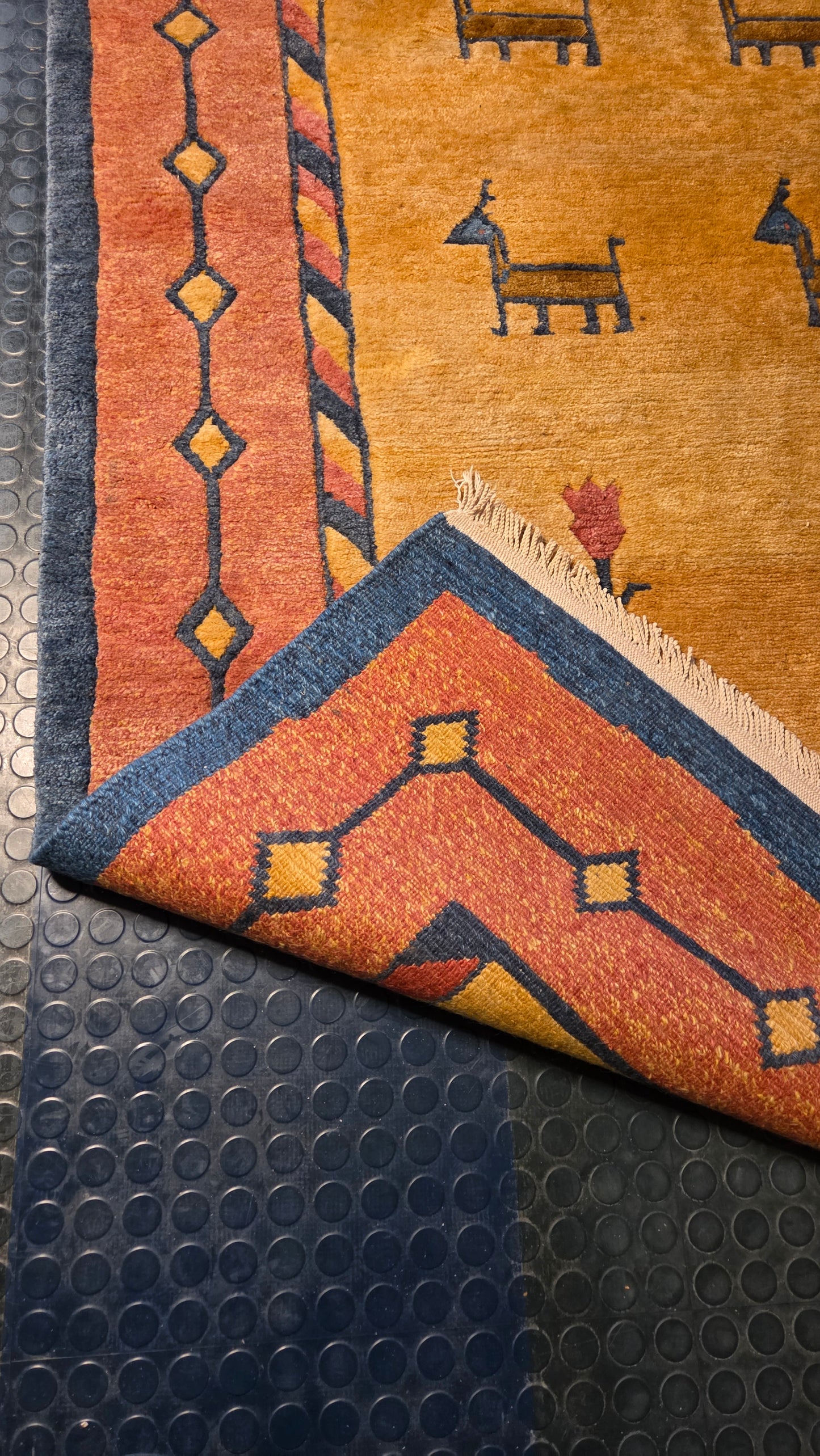 Persialainen käsinsolmittu Gabbeh-matto 240x170cm